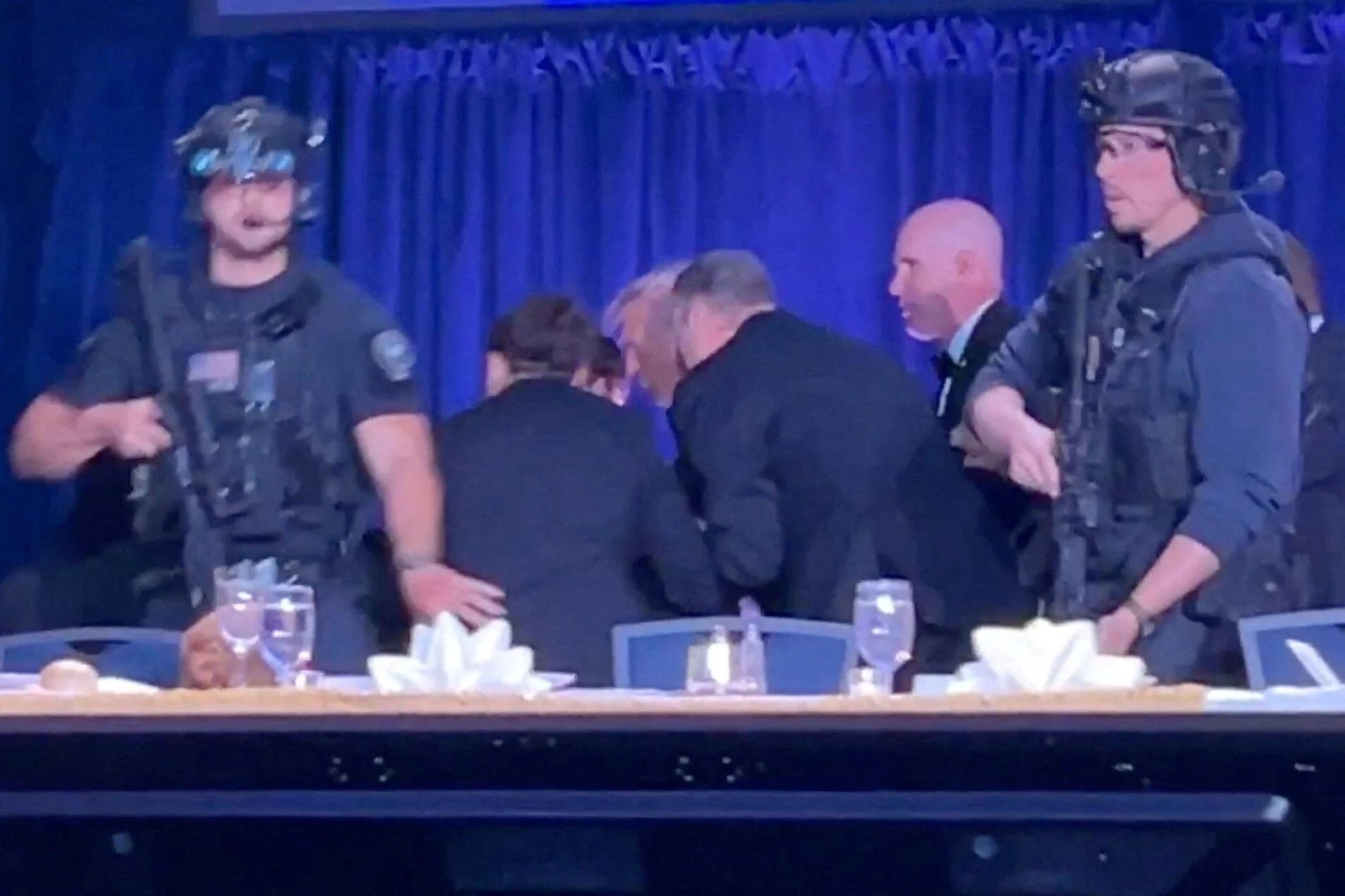 Suspect in custody after shots fired at White House correspondents ...